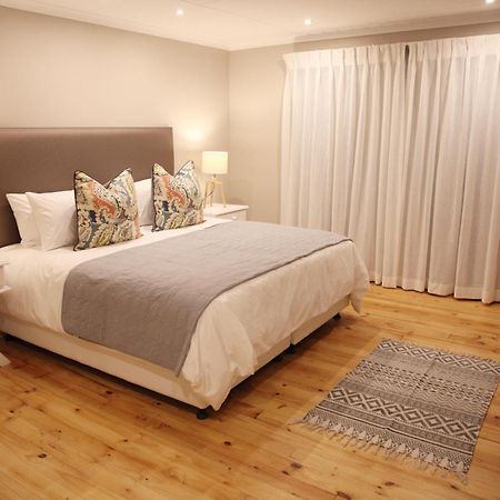Eden Guesthouse B&B Dana Bay Ngoại thất bức ảnh