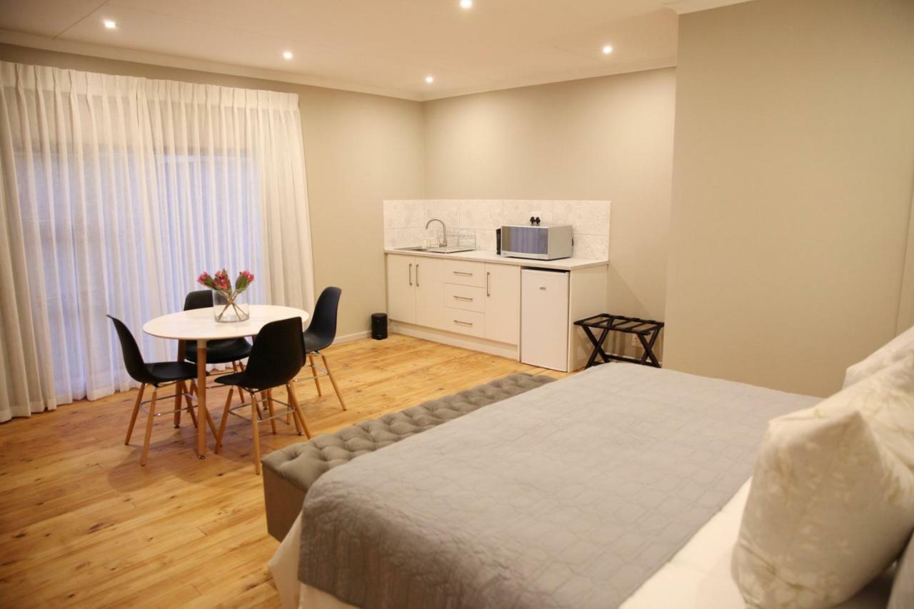 Eden Guesthouse B&B Dana Bay Ngoại thất bức ảnh